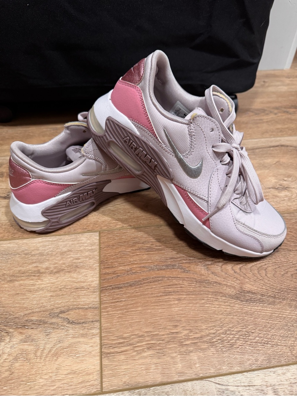 Nike Women’s Pink & Light Lavender Air Max Sneakers
